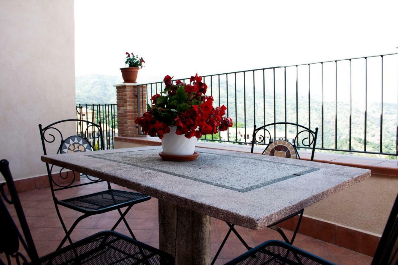Bed and Breakfast Casa Gambino Savoca Zewnętrze zdjęcie